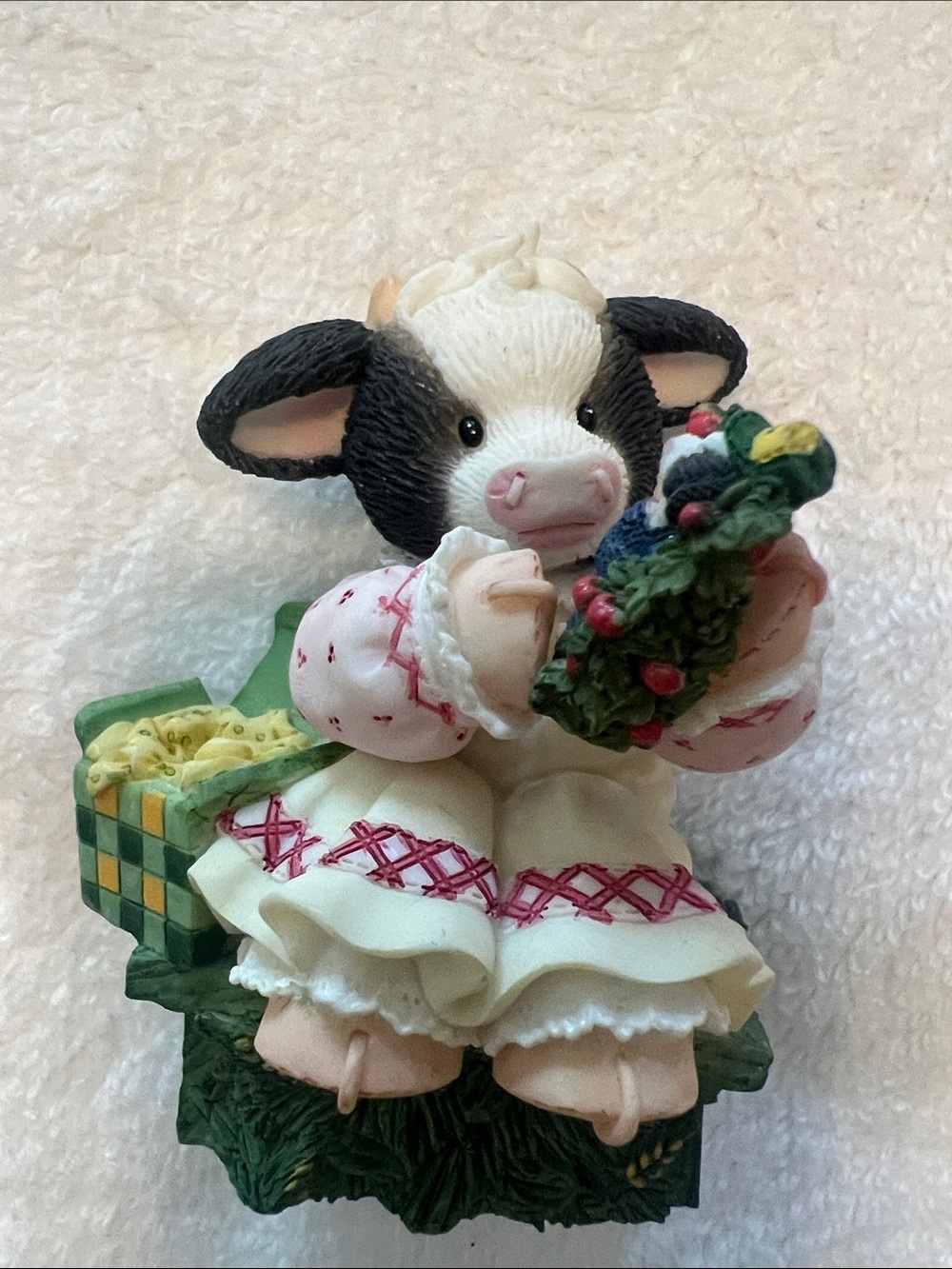 Enesco 1999 Vintage “Cow-lecting Deere Memories “